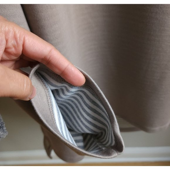 Weekends By chico's half snap buttons sweatshirt 2 - Picture 4 of 9